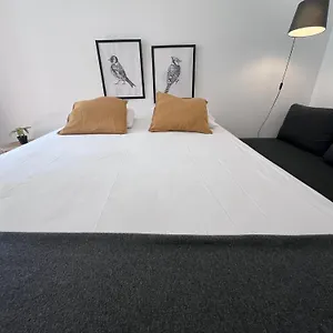 Hostel Castilho 63 &, Lisbon